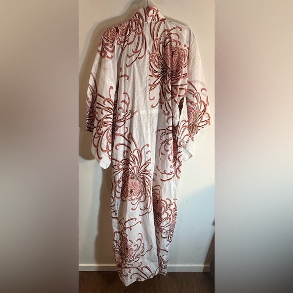 KIMONO O/S Open Front Classic Sleeves Two Toned Floral Design No tags Unlined - Picture 6 of 6